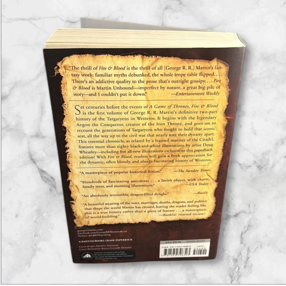 George R.R.Martin Fire & Blood paperback 2020 ( slight water damaged. Corner - Picture 2 of 10